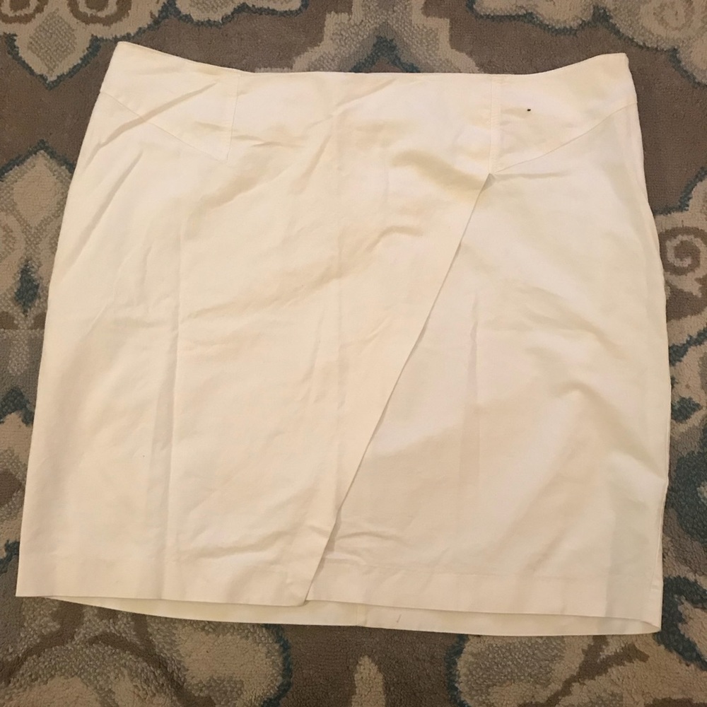 🚫SOLD🚫Wrap White Skirt